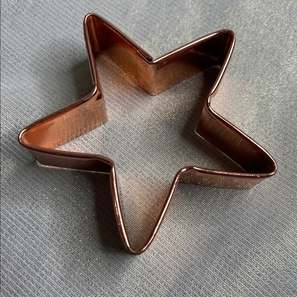 Vintage 3 Piece Copper Cookie Cutter Set Leaf Star Candy Cane - Picture 6 of 8